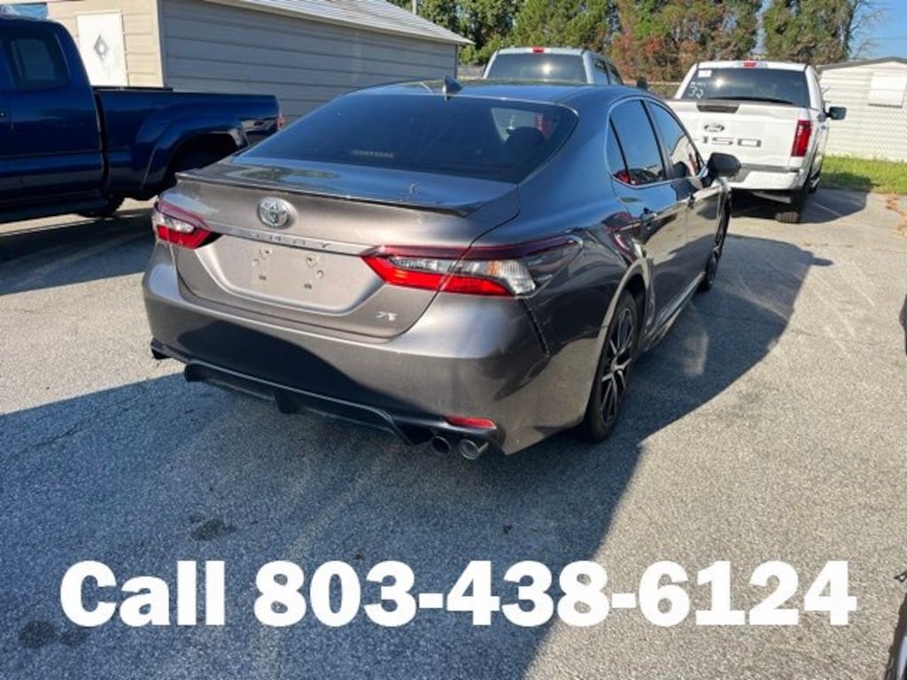 Used 2022 Toyota Camry SE Sedan