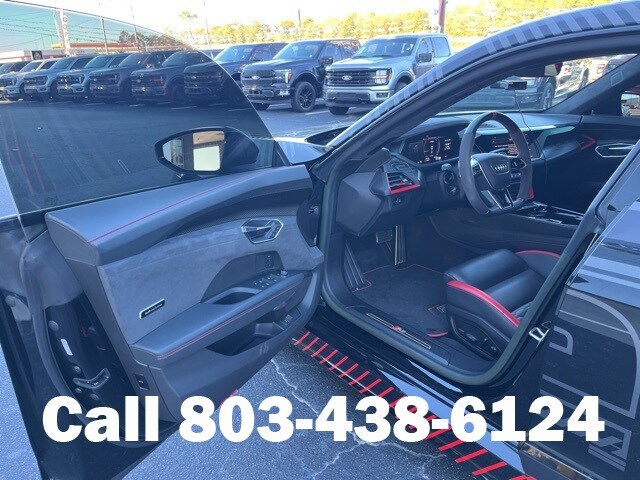 2023 Audi RS e-tron GT Base photo 4