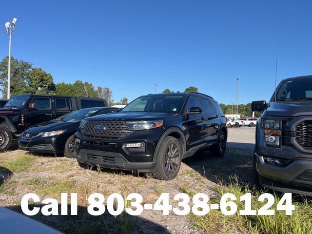 2022 Ford Explorer XLT photo 3