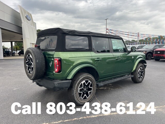 2023 Ford Bronco Outer Banks photo 3