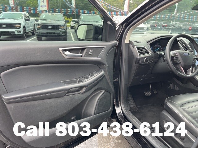 2023 Ford Edge SEL photo 4
