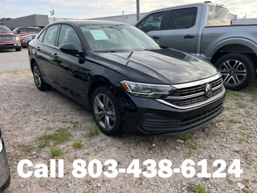 Used 2024 Volkswagen Jetta 1.5T SE Sedan