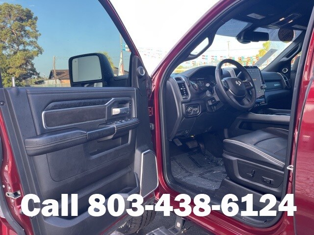 2024 Ram 3500 Laramie photo 4