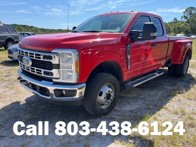 2023 Ford F-350 XLT photo 4