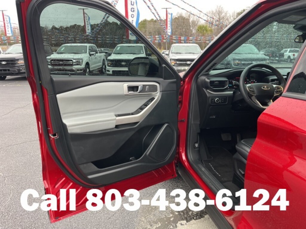 Used 2024 Ford Explorer XLT SUV