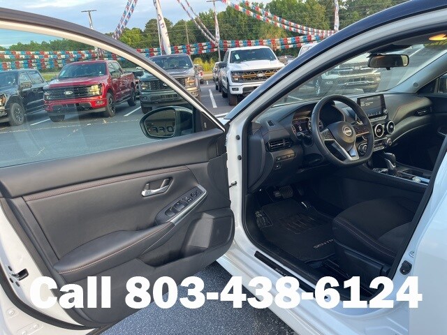 2024 Nissan Sentra SR photo 4