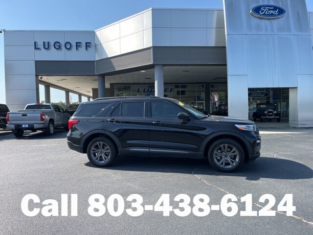 2023 Ford Explorer XLT photo 2