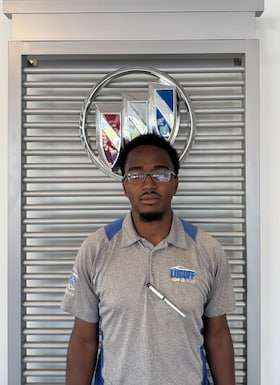 Staff member Tyquan Davis from ID_0bb9ed