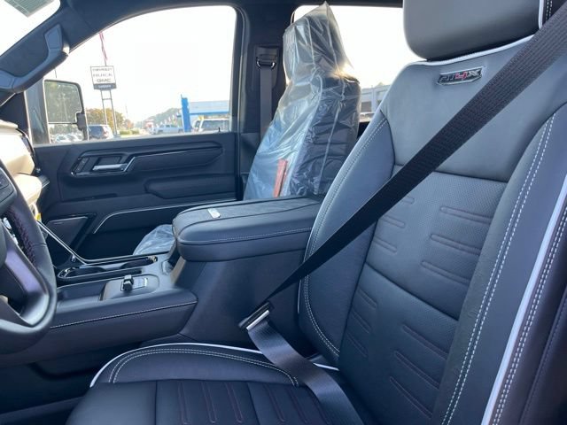 2026 GMC Sierra 2500HD AT4X - Photo 8