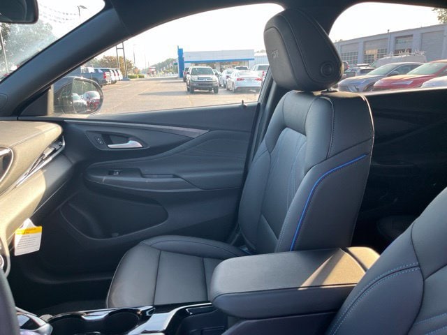 2026 Buick Envista Sport Touring - Photo 10