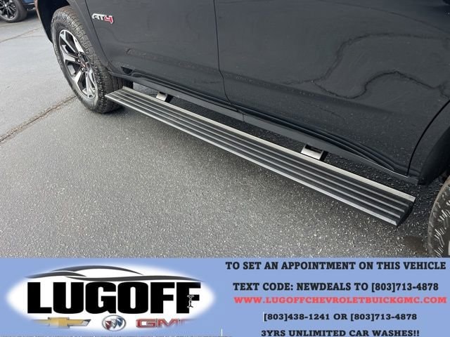 2025 GMC Yukon AT4 Ultimate - Photo 23