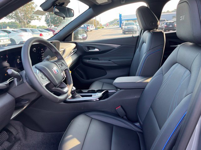2026 Buick Envista Sport Touring - Photo 8