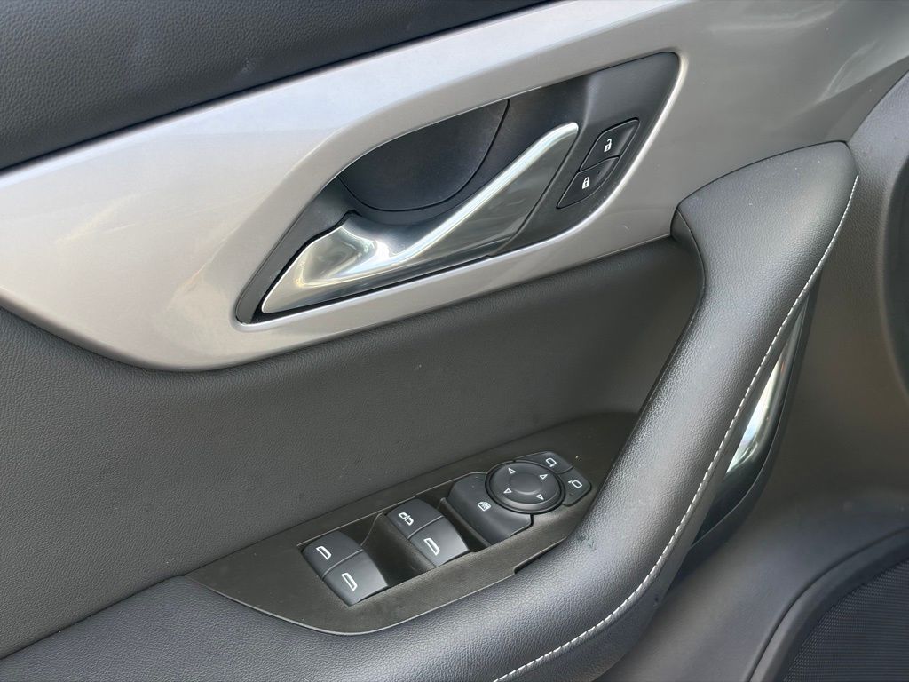 2023 Chevrolet Blazer 2LT - Photo 12