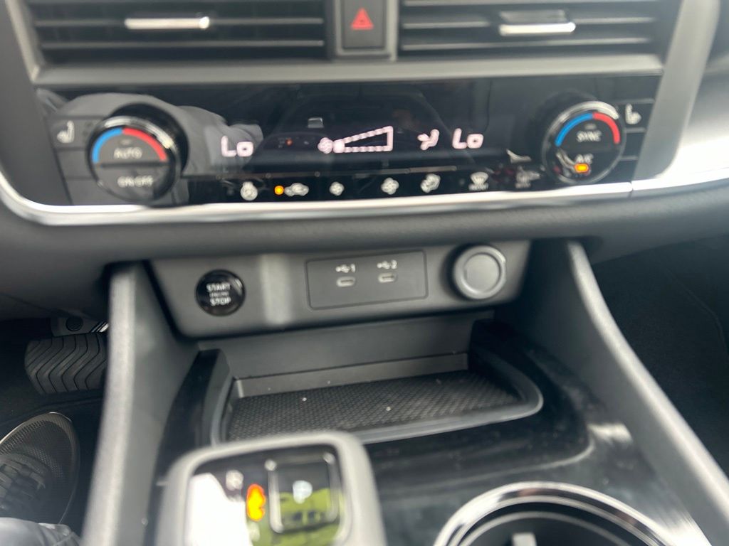 2026 Nissan Rogue SV - Photo 12