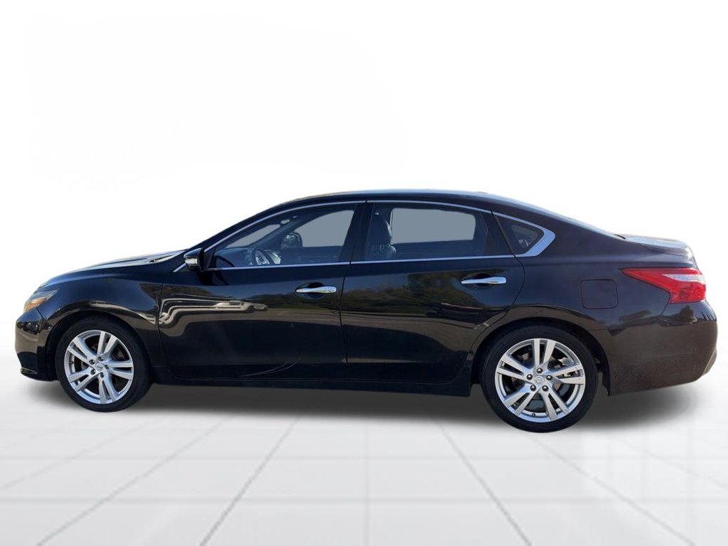 Used 2016 Nissan Altima SL with VIN 1N4BL3AP8GC152829 for sale in Lugoff, SC