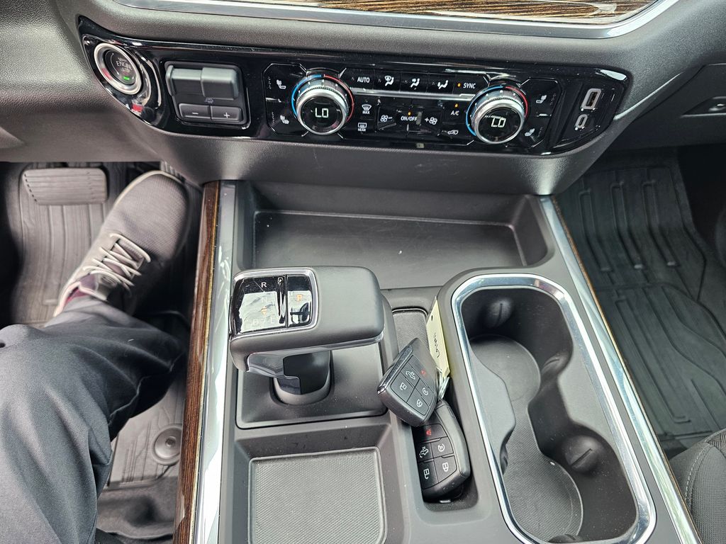 2025 GMC Sierra 1500 Elevation - Photo 24
