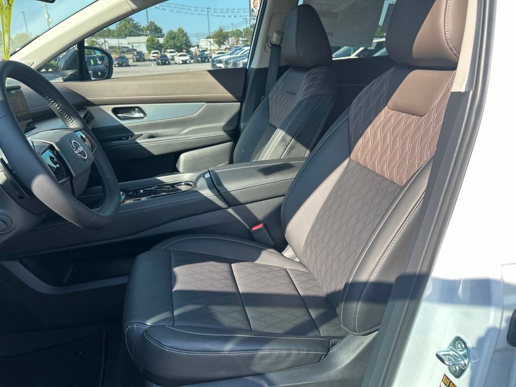 2026 Nissan Murano Platinum - Photo 12