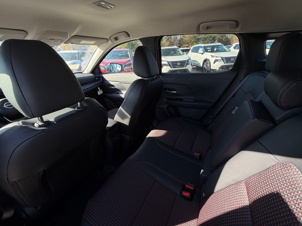 2026 Nissan KICKS SR - Photo 19