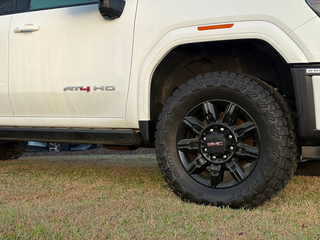 2024 GMC Sierra 2500HD AT4 - Photo 8