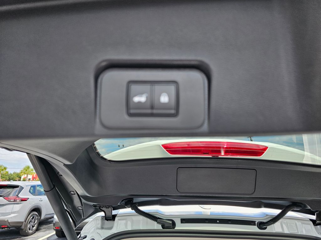 2026 Nissan Rogue SV - Photo 11
