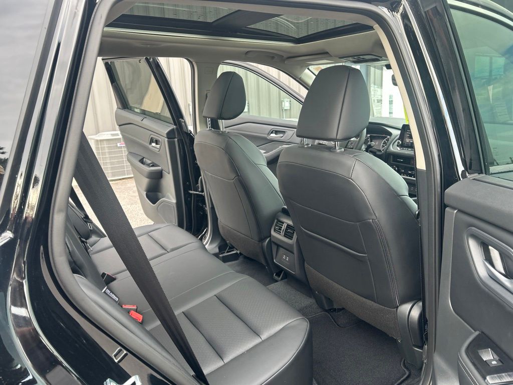 2026 Nissan Rogue SV - Photo 26