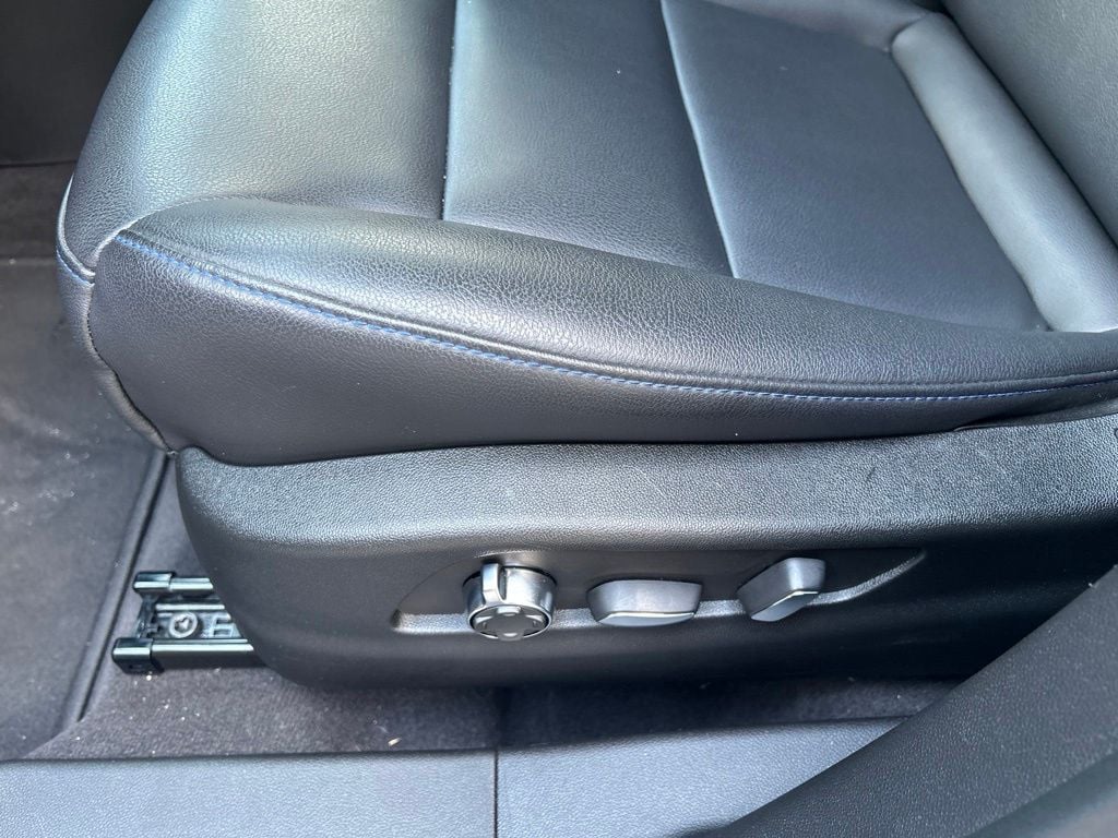 2024 Cadillac XT4 Sport - Photo 23