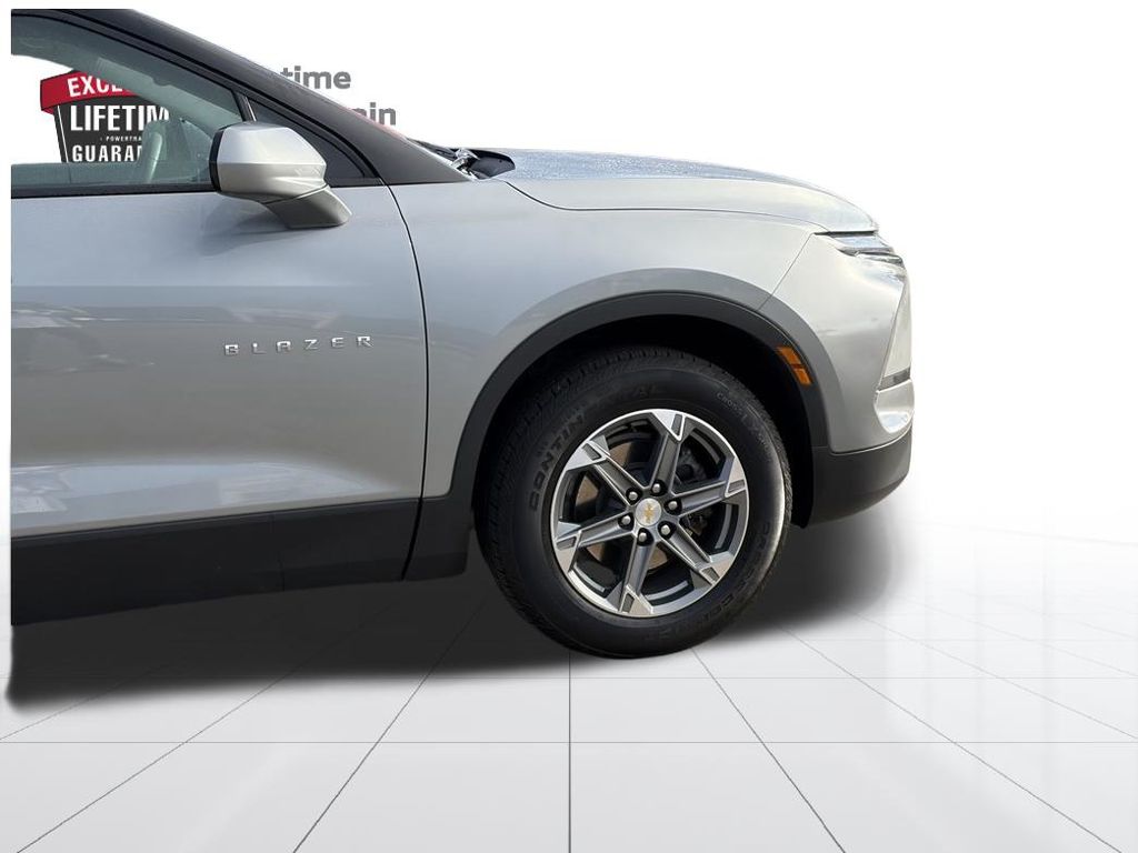 2023 Chevrolet Blazer 2LT - Photo 8