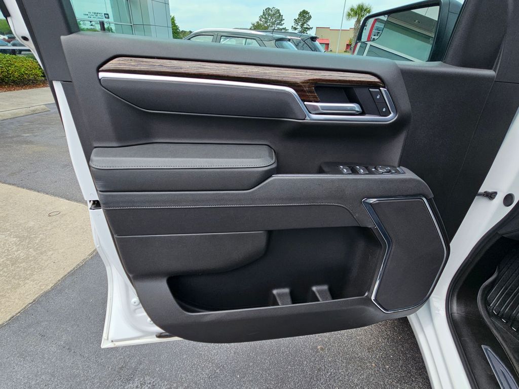 2025 GMC Sierra 1500 Elevation - Photo 12