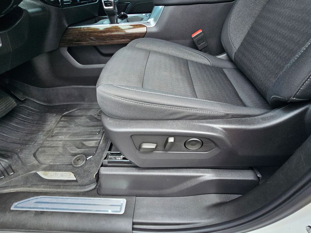 2025 GMC Sierra 1500 Elevation - Photo 13