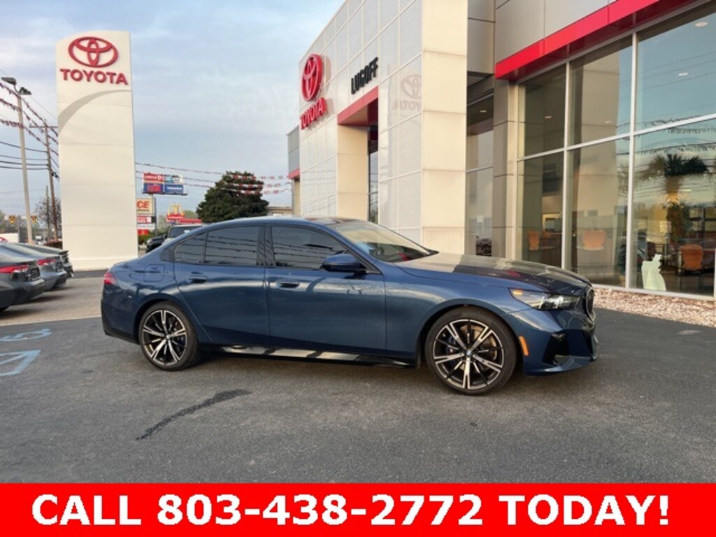 Used 2024 BMW 530i Sedan