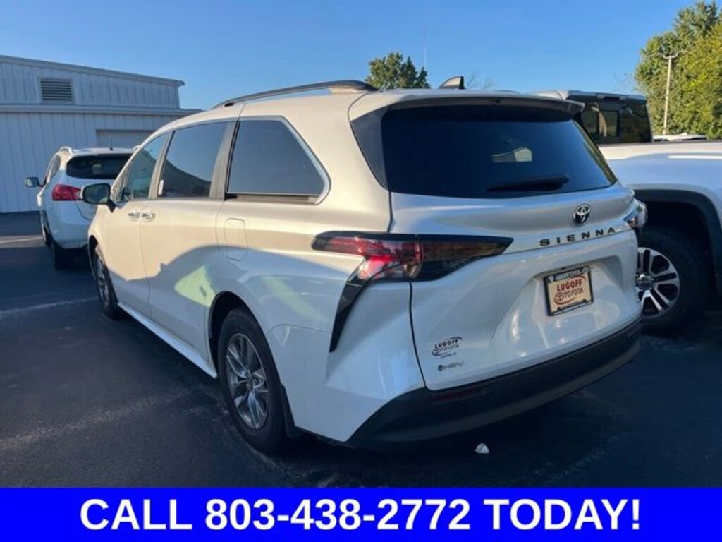 Used 2026 Toyota Sienna XLE Van Passenger Van
