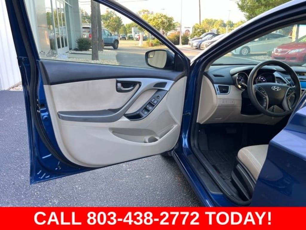 Used 2015 Hyundai Elantra SE Sedan