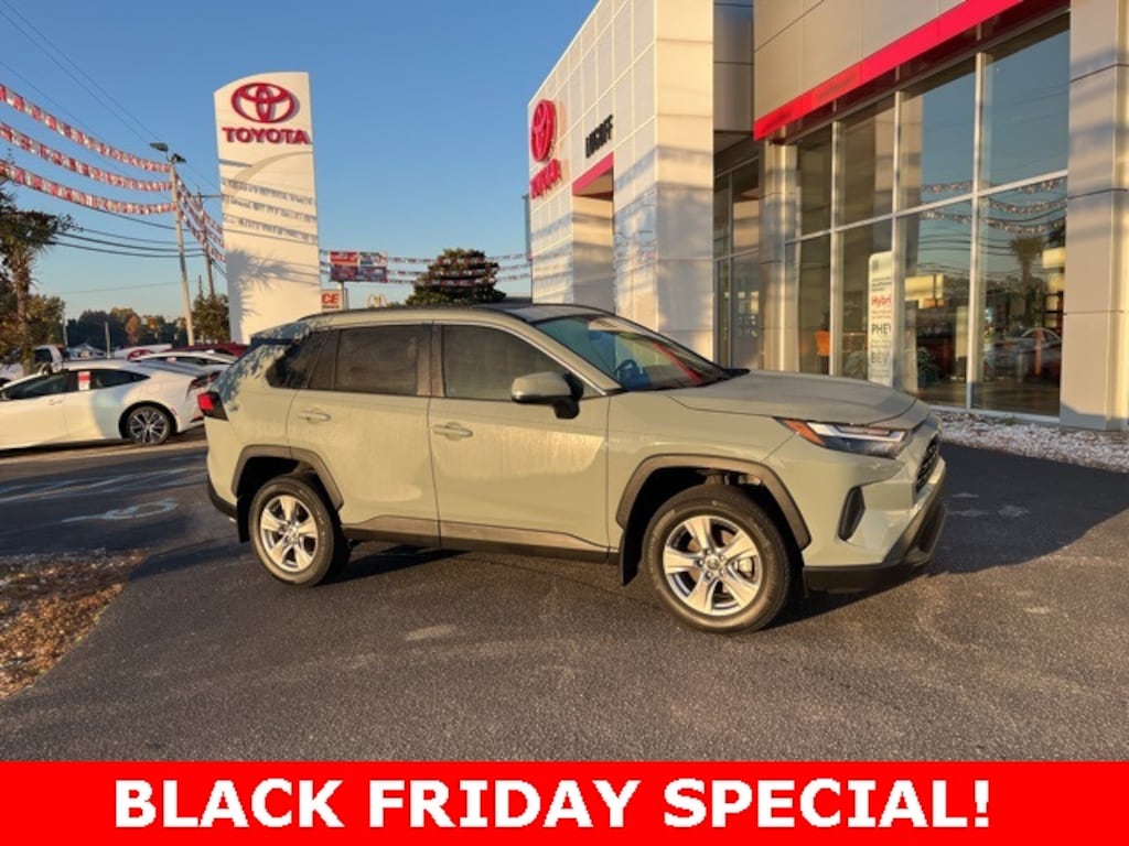 Used 2023 Toyota RAV4 XLE SUV