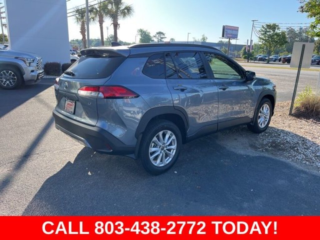 Used 2025 Toyota Corolla Cross LE SUV