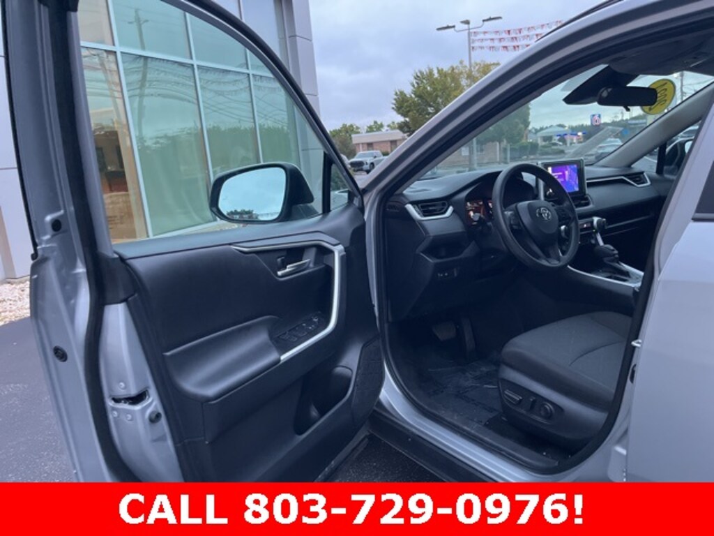 Used 2024 Toyota RAV4 XLE SUV