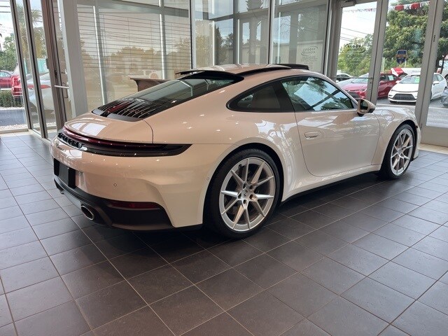 2025 Porsche 911 S photo 3