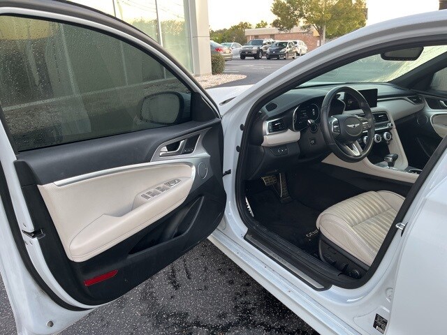 2022 Genesis G70 3.3T photo 4