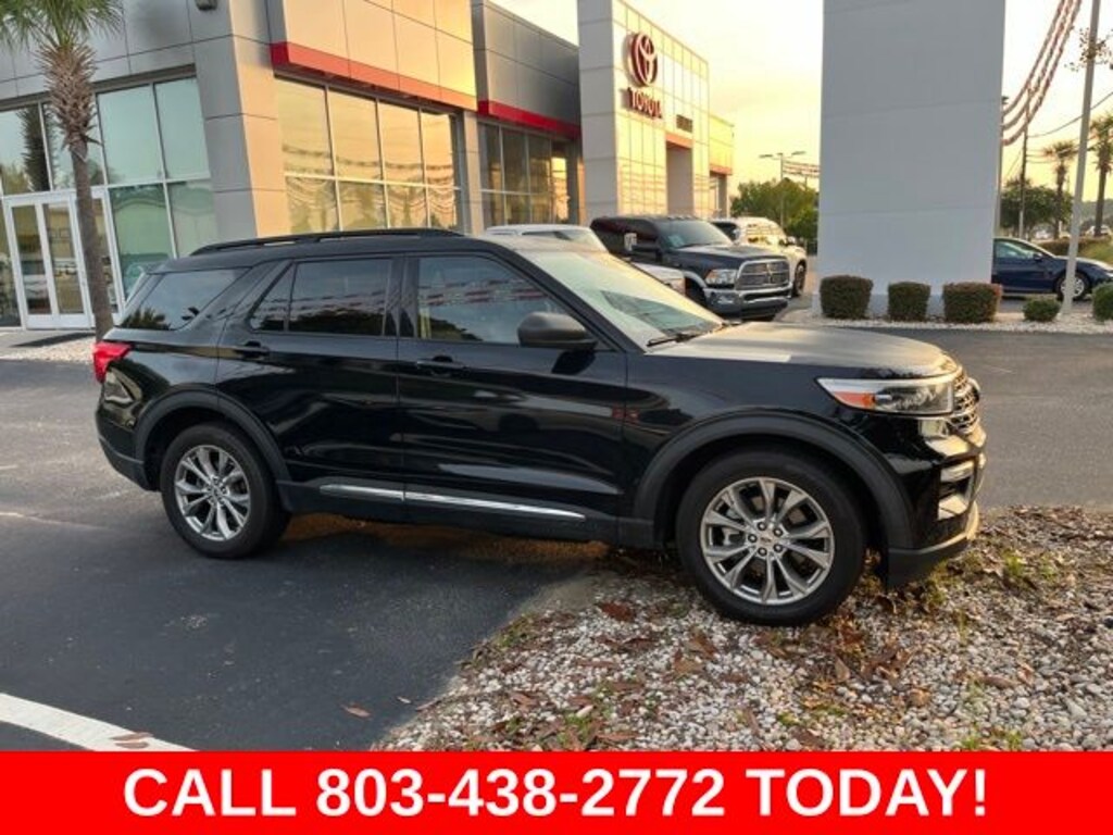Used 2022 Ford Explorer XLT SUV