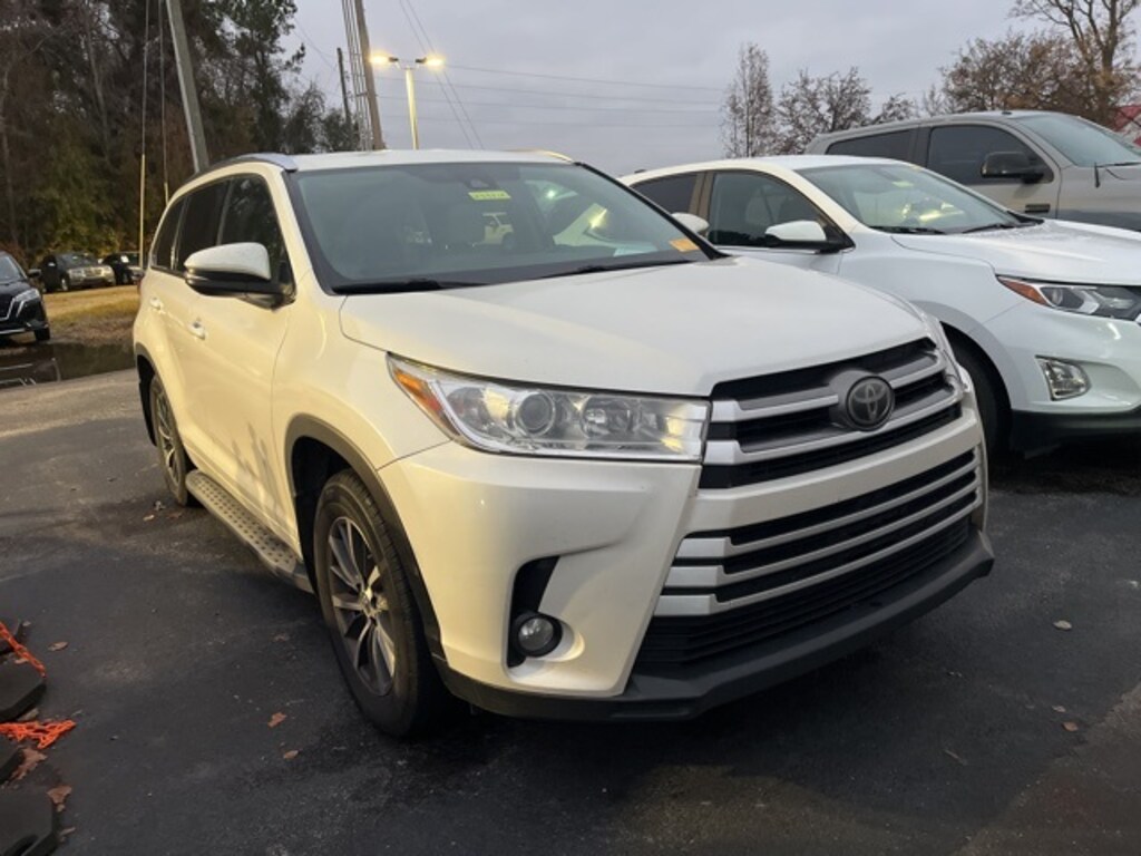 Used 2018 Toyota Highlander SUV