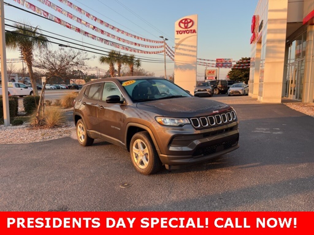 Used 2023 Jeep Compass Sport SUV