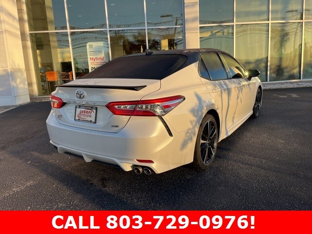 2020 Toyota Camry XSE photo 3