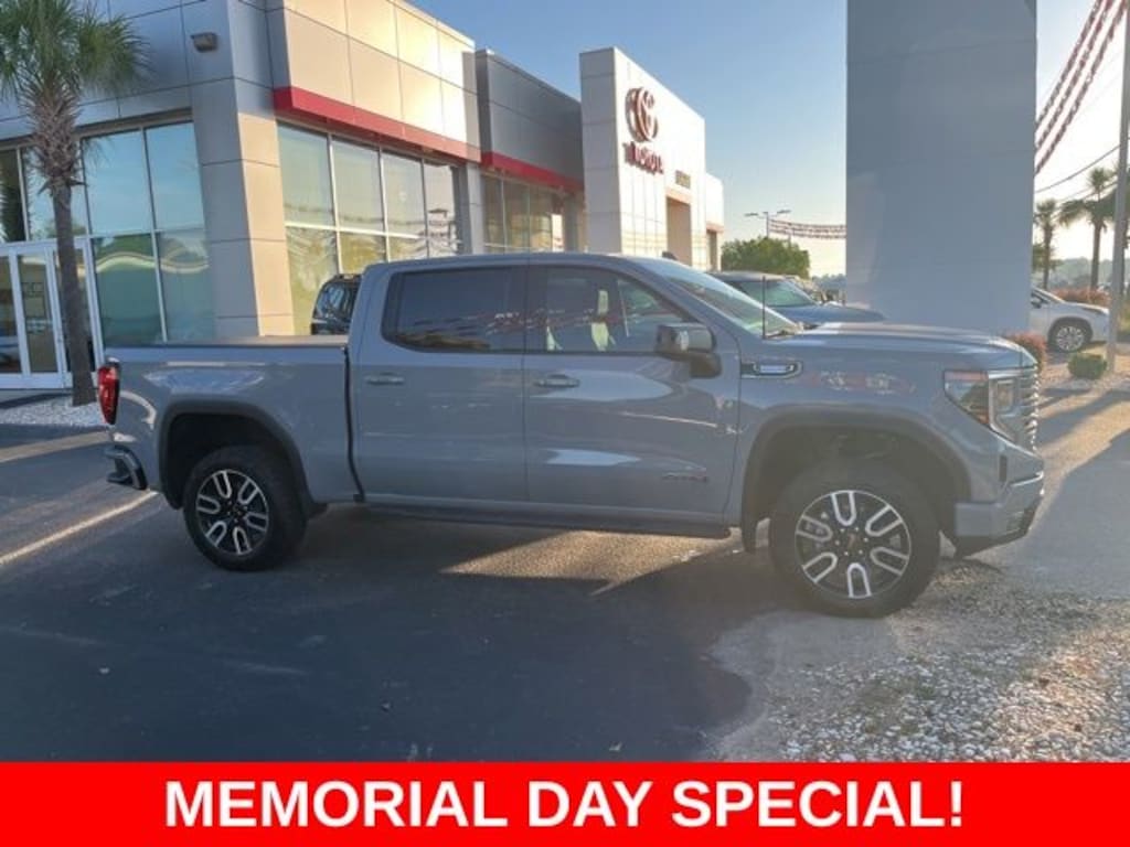 Used 2025 GMC Sierra 1500 AT4 Truck Crew Cab