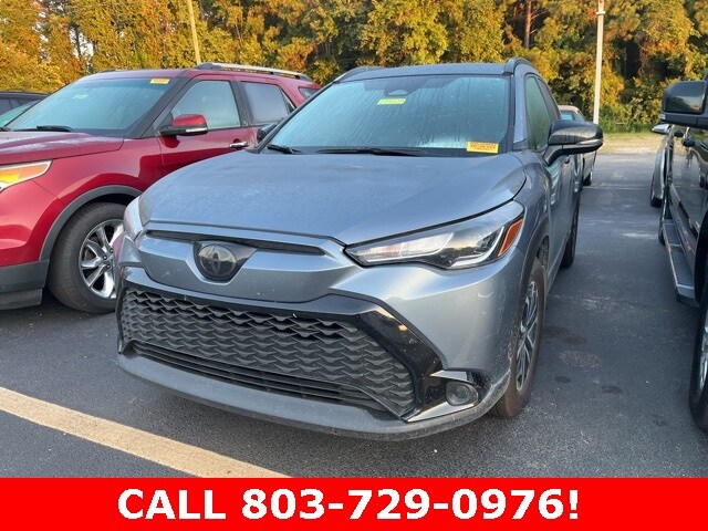 2025 Toyota Corolla Hybrid SE photo 2