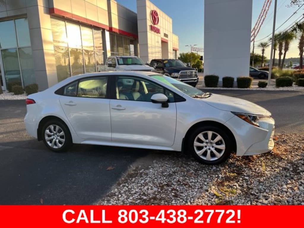 Used 2025 Toyota Corolla LE Sedan