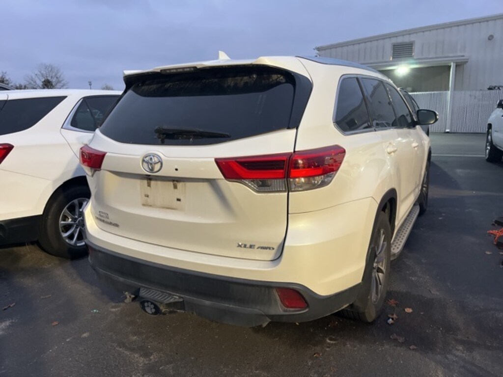 Used 2018 Toyota Highlander SUV