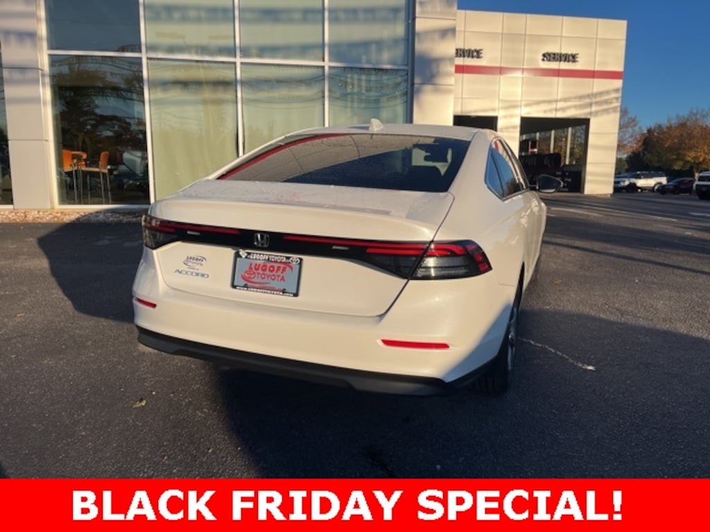 Used 2024 Honda Accord EX Sedan