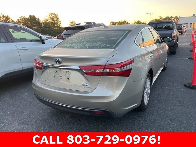2015 Toyota Avalon Hybrid Limited photo 4