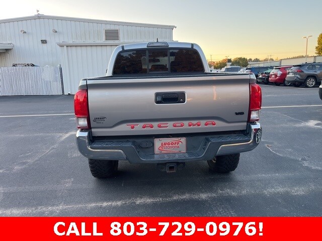 2016 Toyota Tacoma TRD Off-Road photo 4