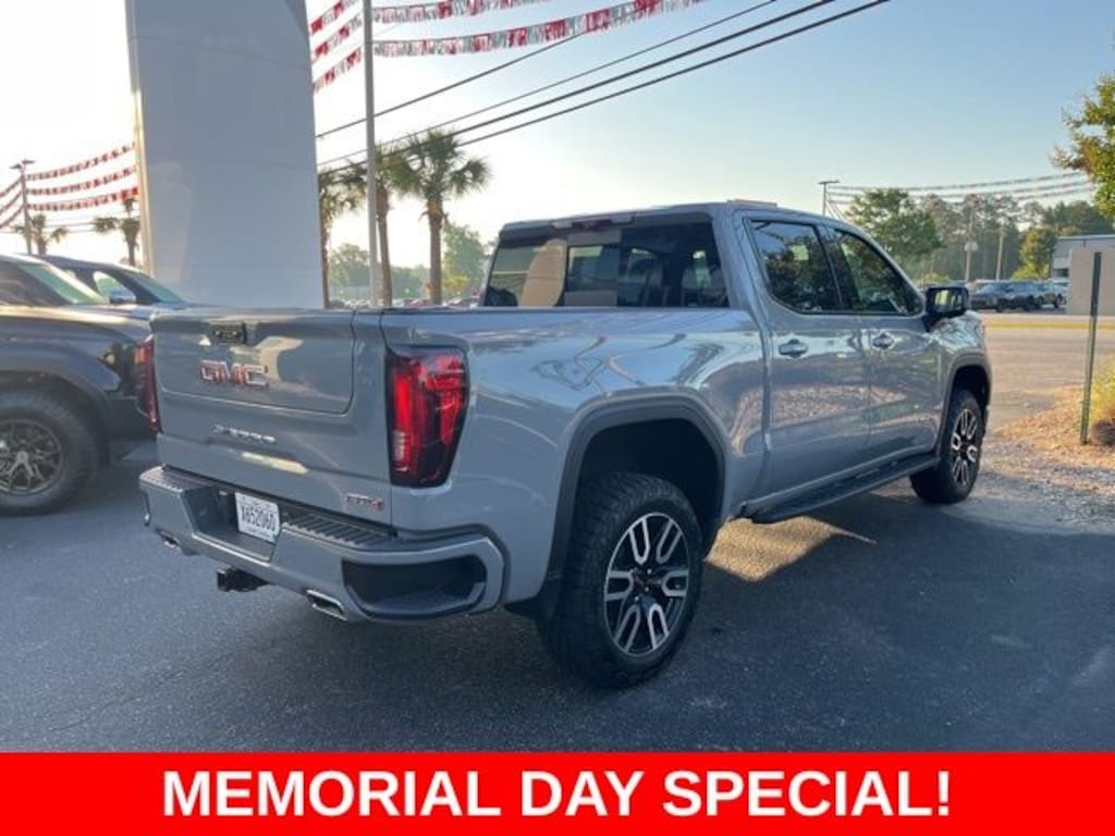 Used 2025 GMC Sierra 1500 AT4 Truck Crew Cab