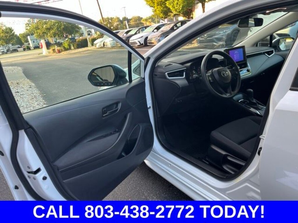 Used 2025 Toyota Corolla LE Sedan